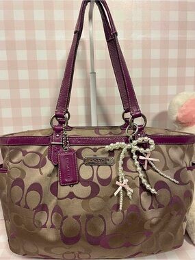 Vintage Coach Tote Bag in Purple and Taupe Signature Canvas